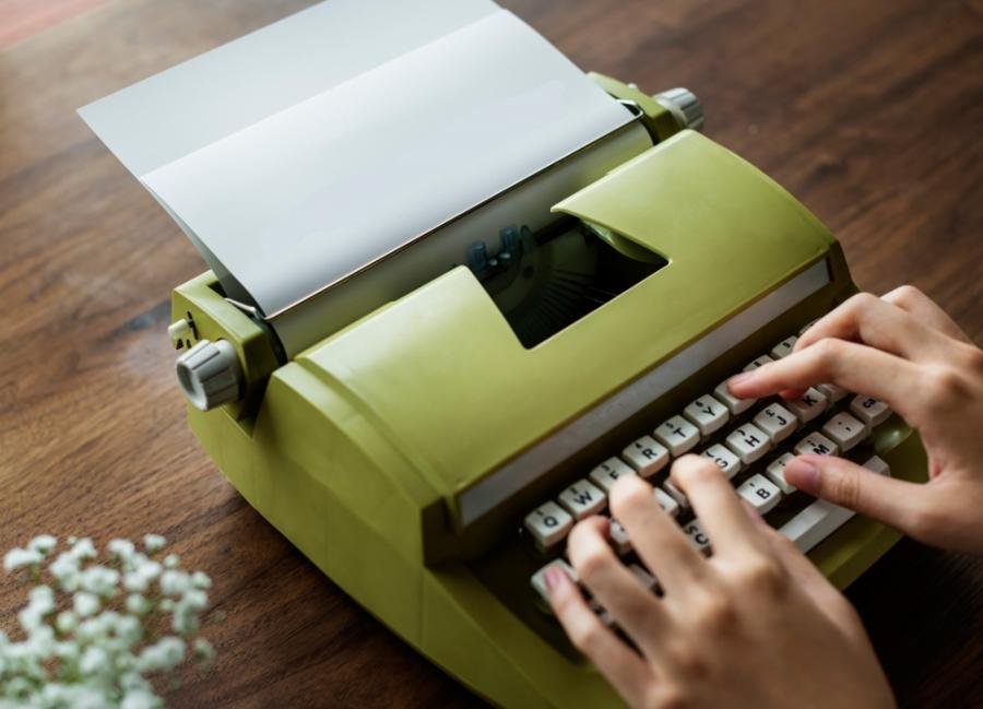 AUTORES E EDITORAS – OS CAMINHOS PARA A PUBLICAÇÃO DE LIVROS